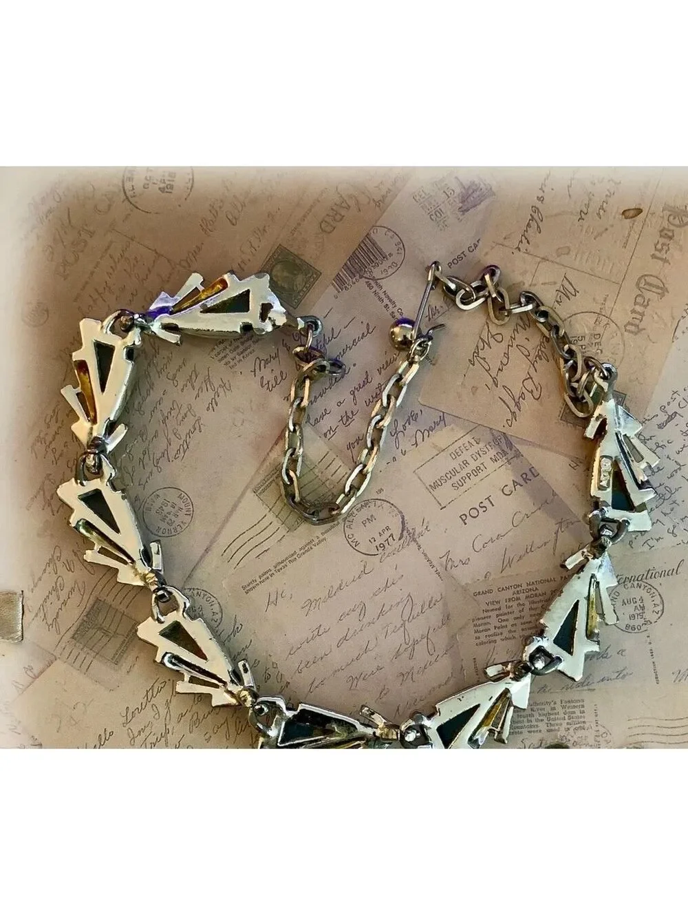 Vintage Signed ART Gorgeous Retro Enamel Triangle Link Necklace